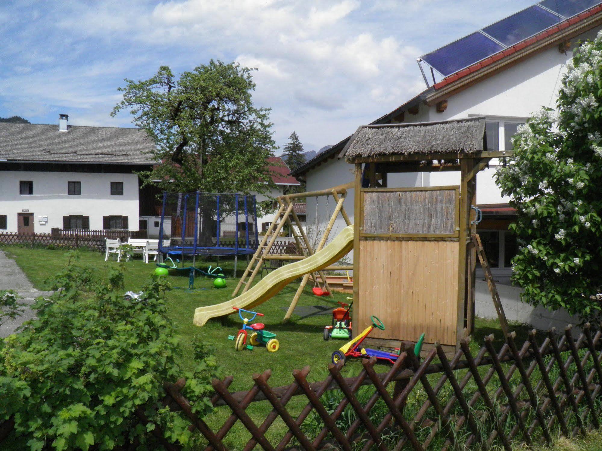 Alpenhof Waengle Aparthotel Reutte Exterior photo